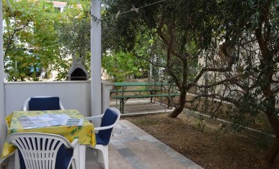 Sersic 7 – One-Bedroom Apartment with Balcony in Baška