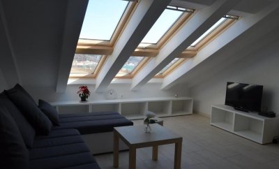 Mare 6 – One-Bedroom Apartment with Sea View in Baška