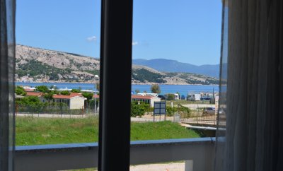 Mare 5 – One-Bedroom Apartment in Baška
