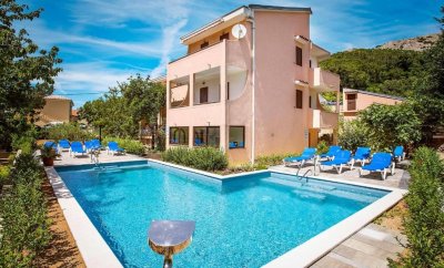 Ana Juranić 1 / 2 / 3 / 4 – Two-Bedroom Apartments with Balcony near Baška