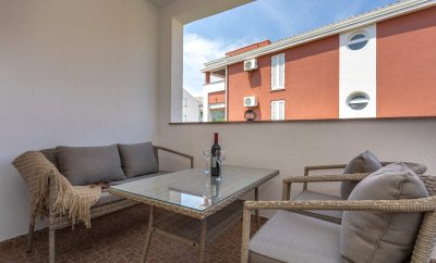 La Natalli 4 – One-Bedroom Apartment with Balcony in Baška