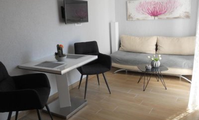 Mihalić 3 – One-Bedroom Apartment with Balcony in Baška