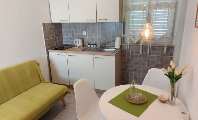 Fran Draga – One-Bedroom Apartment with Terrace near Baška