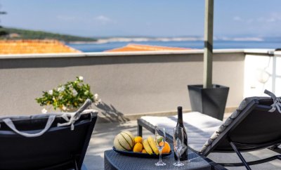 Lacrima S1 – Studio Apartment with Private Sea View Terrace in Šilo