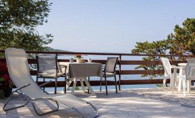 Lacrima S2 – Studio Apartment with Terrace near the Sea in Šilo