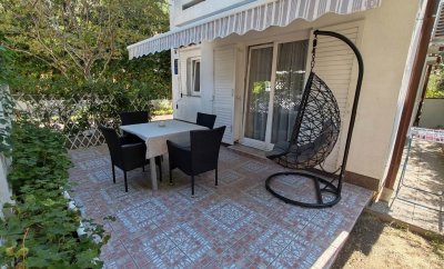 M&M 2 – Two-Bedroom Apartment with Terrace in Baška