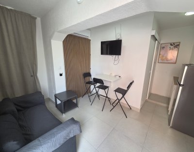 La Natalli 5B – One-Bedroom Apartment with Patio in Baška
